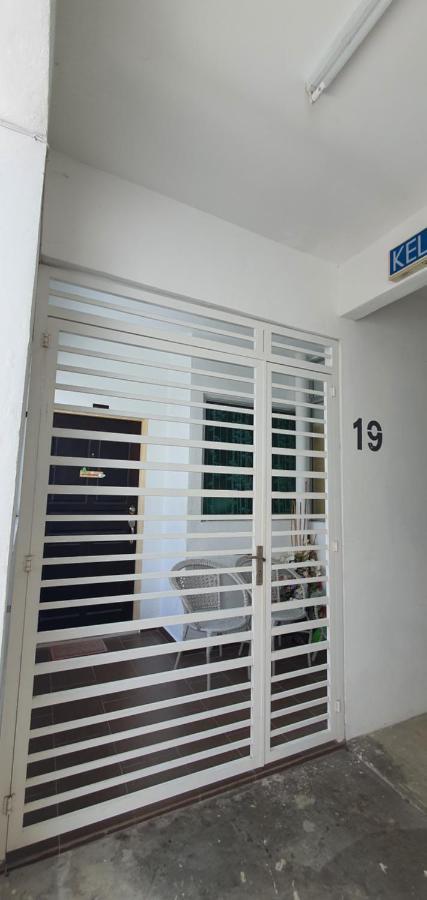 Leezahomestay Bayan Lepas Esterno foto