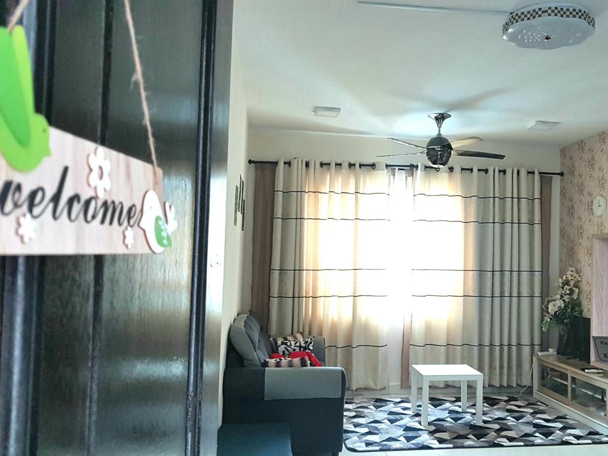 Leezahomestay Bayan Lepas Esterno foto